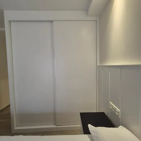 San Pedro De Alcantara 게스트하우스 3*